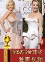 而从他的表情和身体语言来看，他似乎刚刚结束了一场战斗。